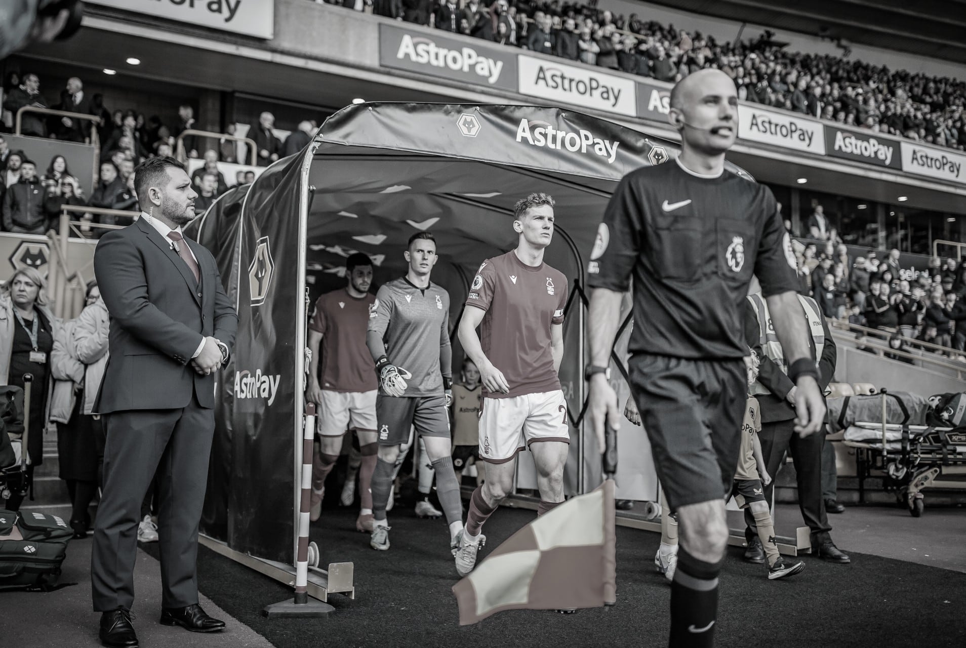 Close protection officer on duty in London for the premier league. Private security company in London.